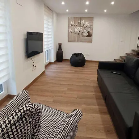 Semesterbostad Casa Lorea *